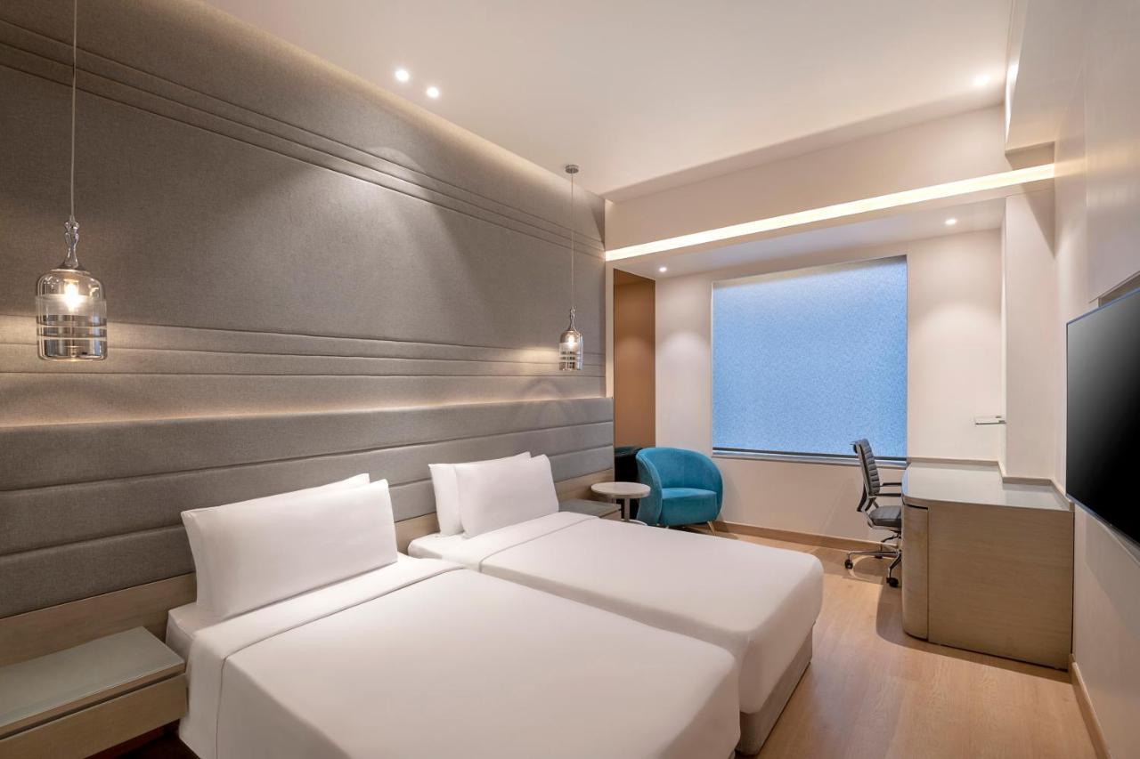 Hotel Radisson Blu Towers Kaushambi Delhi NCR Ghaziabad Exterior foto